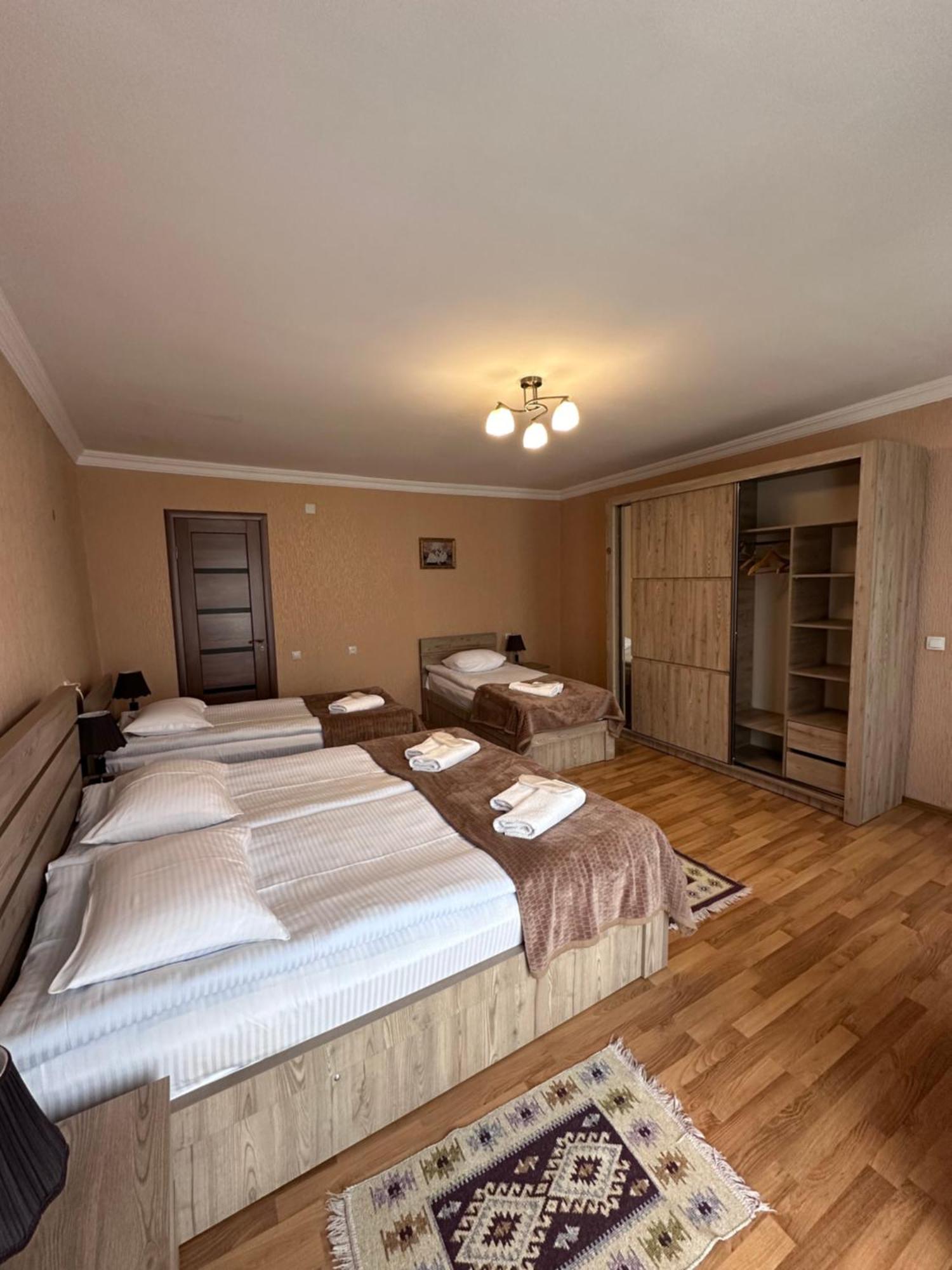 Kazbegi Guide Hotel Екстериор снимка