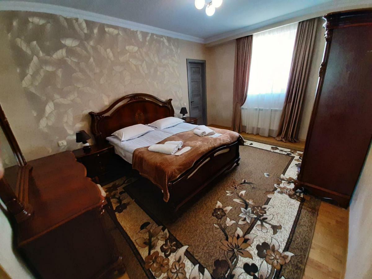 Kazbegi Guide Hotel Екстериор снимка